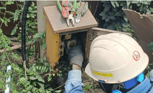 Pulling Cable Power
